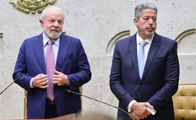 Veto Bilionário de Lula no Orçamento 2024 Gera Controvérsia e Tensões com o Centrão