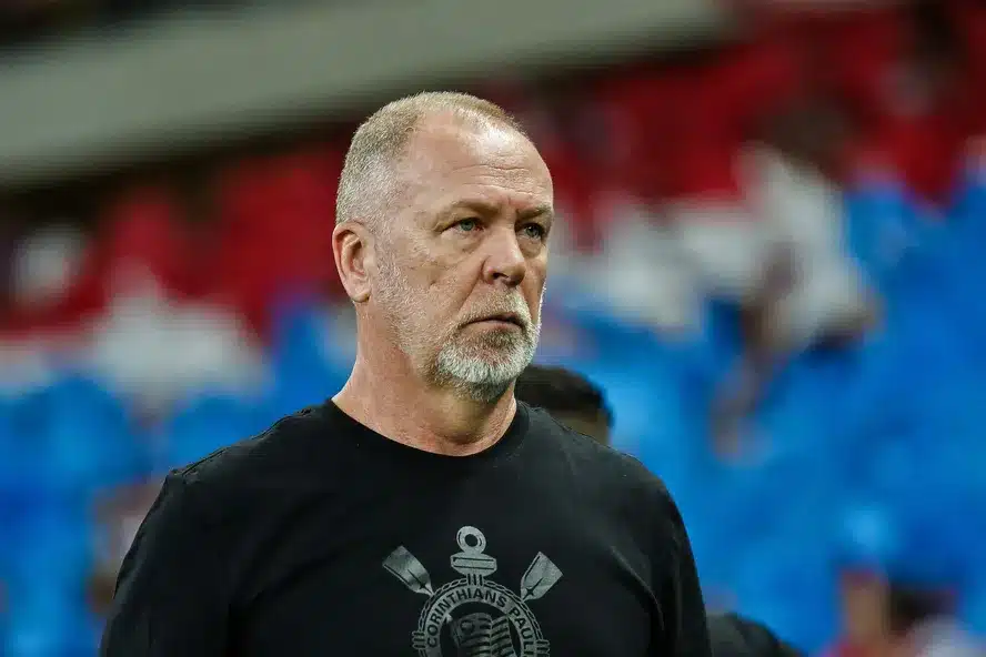 Corinthians demite Mano Menezes após quarta derrota seguida! Saiba mais!