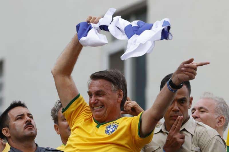 Em Ato na Paulista, Bolsonaro Reforça Base e Desafia Críticas das Investigações
