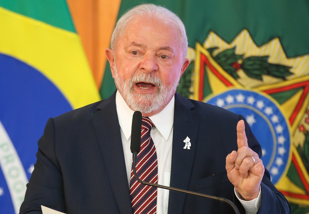 Governo estuda MUDANÇA: substituir antecipação do saque-aniversário por consignado em FGTS digital!