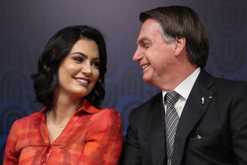 Michelle e Bolsonaro terão sua própria marca de perfume; Confira