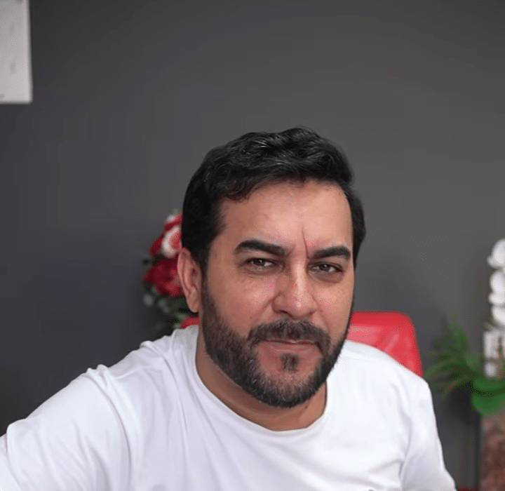 Após desavenças com Bolsonaro, líder de motociatas se une a Boulos em pré-campanha