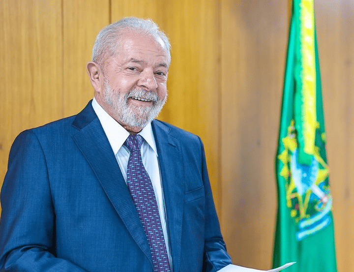 Novo projeto de Lula: Motoristas de apps terão direitos e contribuição ao INSS