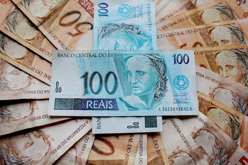 Atenção: projeto prevê que idosos não podem mais contratar empréstimo consignado sem estar presente – Confira agora