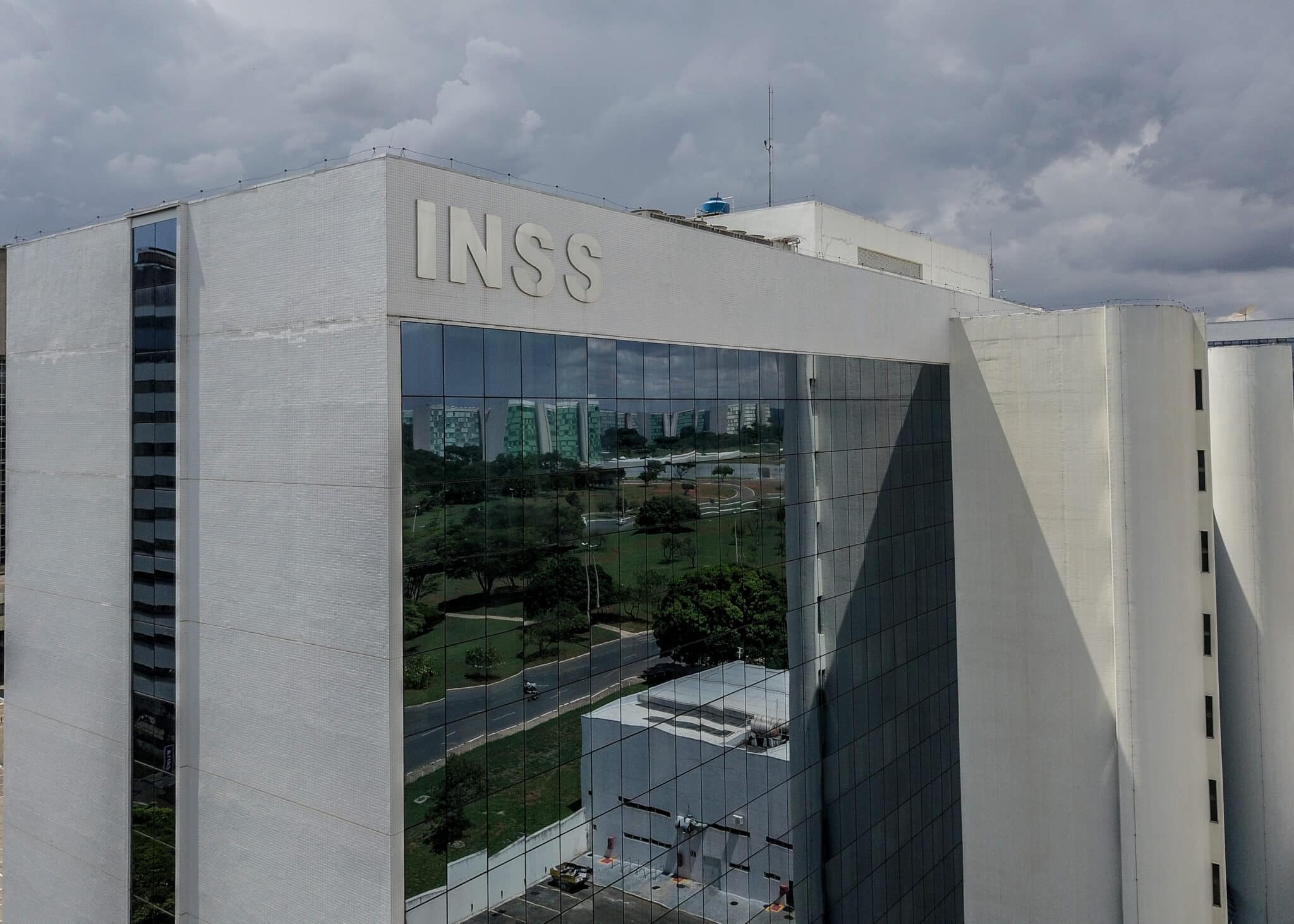 INSS Anuncia Pente-Fino para Economizar Bilhões: Veja Como Isso Pode Afetar Você