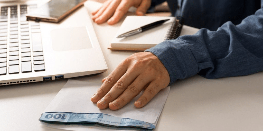 ALERTA! Beneficiário do INSS, Confira Seu Extrato – Novo Desconto Indevido Gera Reclamações!